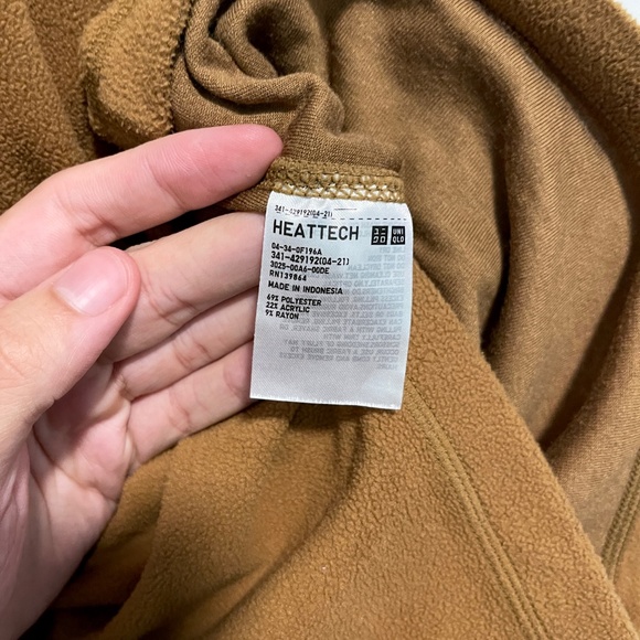 Uniqlo Heattech Turtleneck - Thermal Base Layer, Lightweight Long Sleeve - Picture 5 of 6